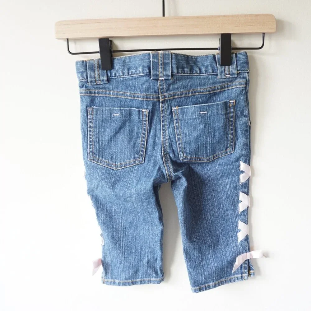 NEW Gymboree Y2K Embroidered Heart Denim Capri Jeans Ribbon Accent Blue Girls‎ 4